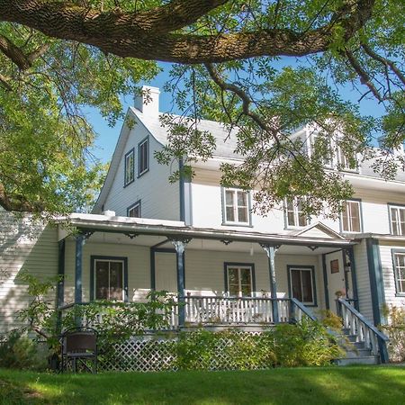 Le Triangle De L'Ile Hotell Saint-Laurent-de-l'ile d'Orleans Eksteriør bilde