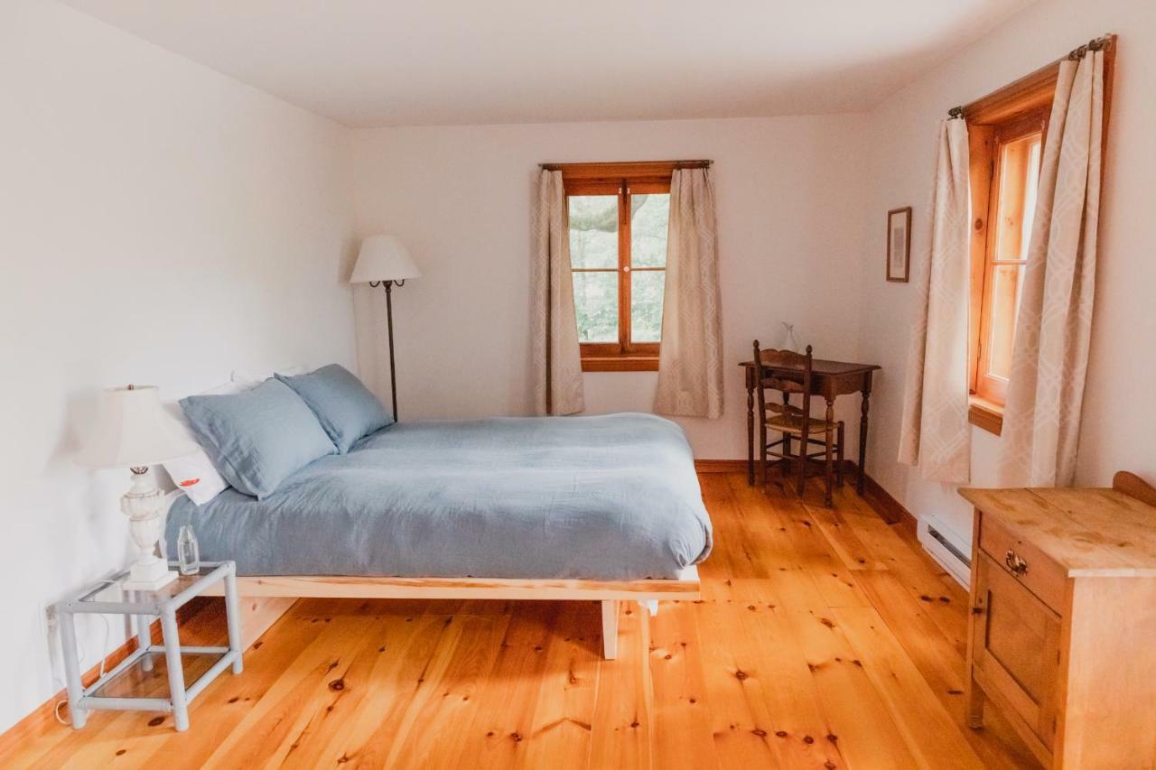 Le Triangle De L'Ile Hotell Saint-Laurent-de-l'ile d'Orleans Eksteriør bilde
